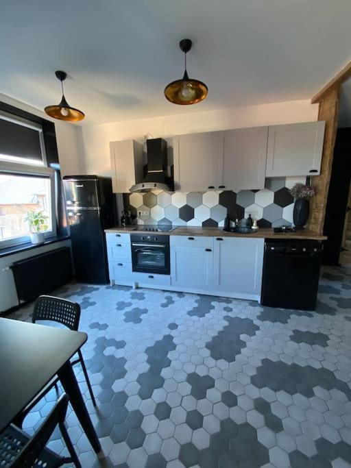 Greenspot - Loft With 2 Bedrooms And Free Parking Apartment